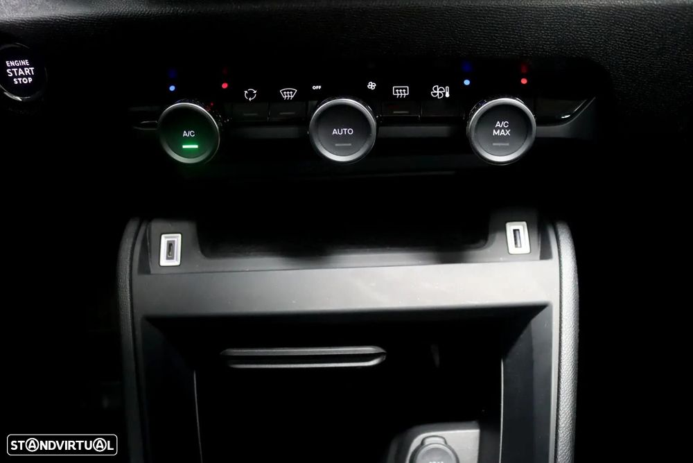 Citroën e-C4 50 kWh Shine - 28