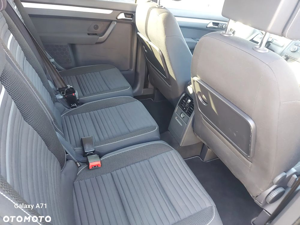 Volkswagen Touran 1.6 TDI DPF DSG Cup - 13