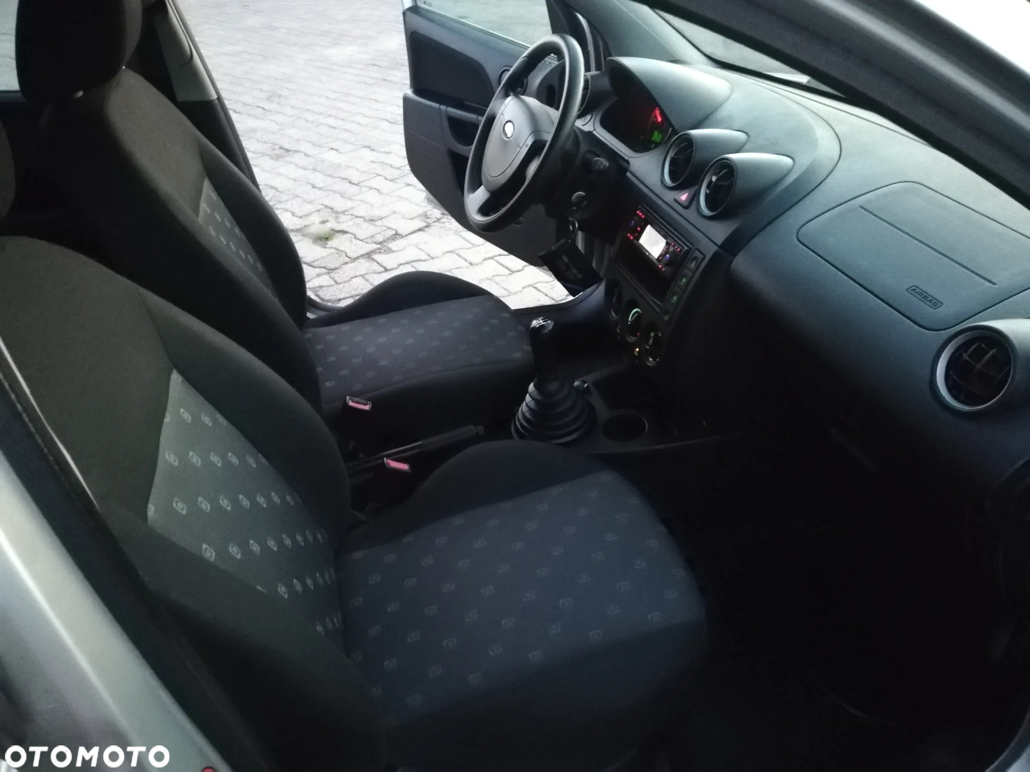 Ford Fiesta 1.3 Style - 8