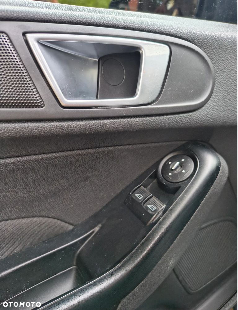 Ford Fiesta - 14
