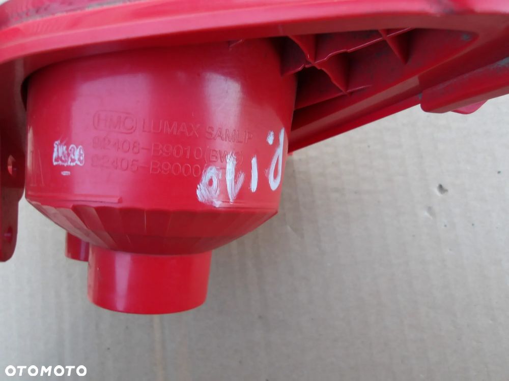 LAMPA ZDERZAKA PRAWY TYL HYUNDAI I10 92405-B9000 - 4