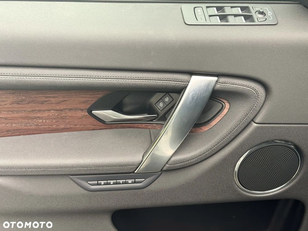 Land Rover Discovery Sport D200 - 14