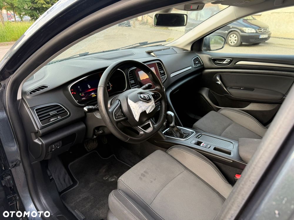 Renault Megane ver-1-3-tce-fap-limited-edc - 16