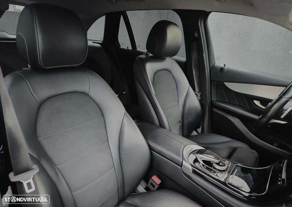 Mercedes-Benz GLC 250 d 4Matic 9G-TRONIC AMG Line - 26