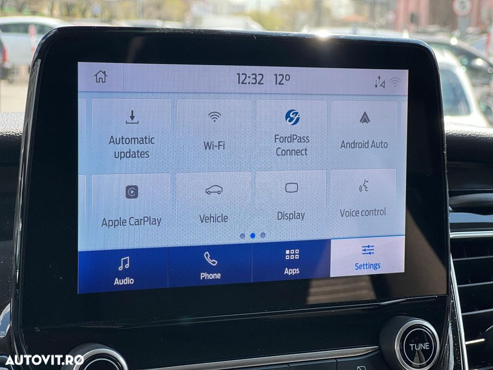 Ford Tourneo Custom - 25