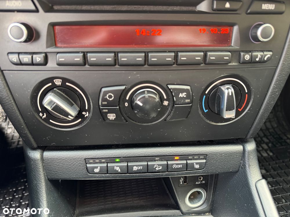 BMW X1 xDrive18d - 22