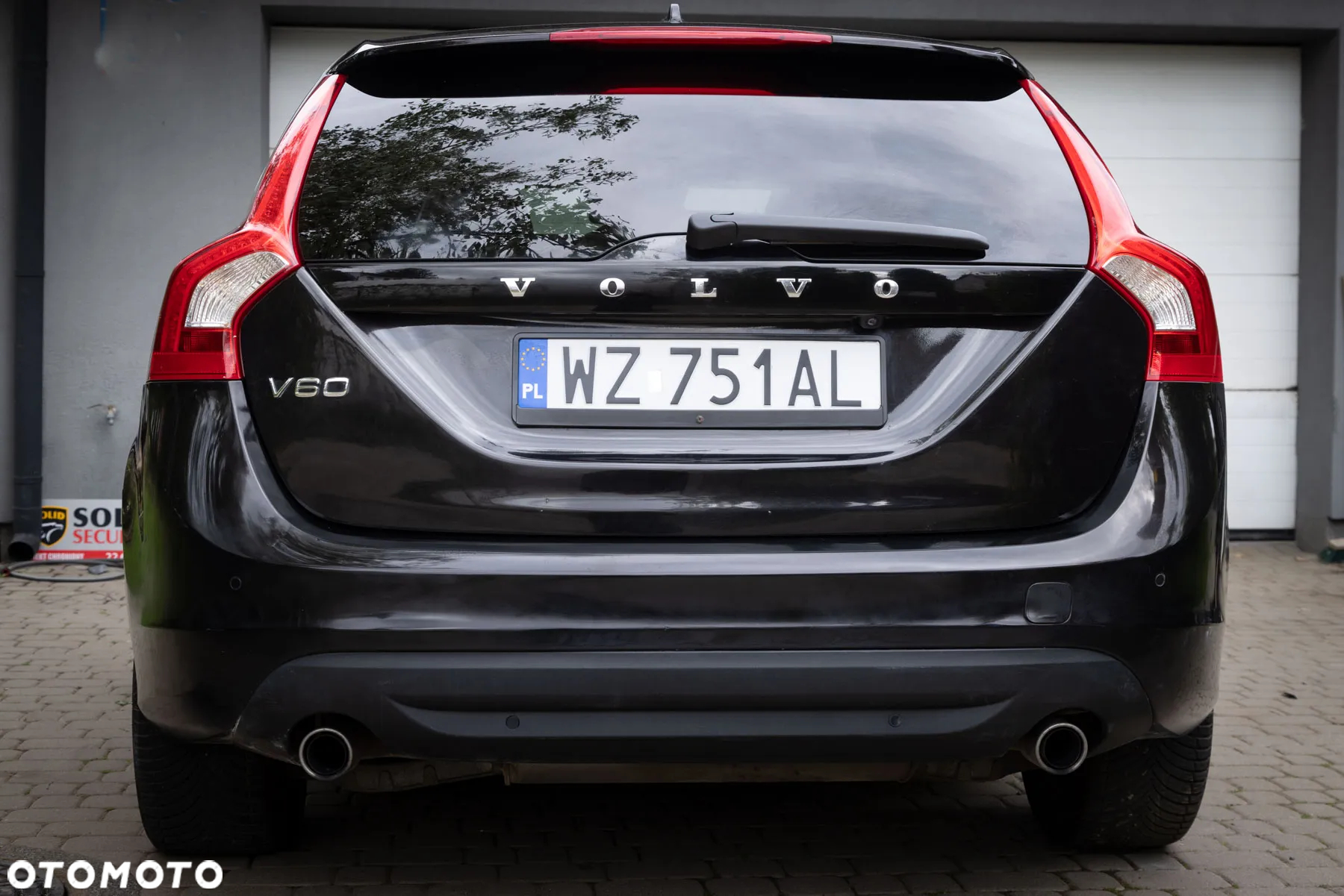 Volvo V60 D5 AWD Geartronic Summum - 2