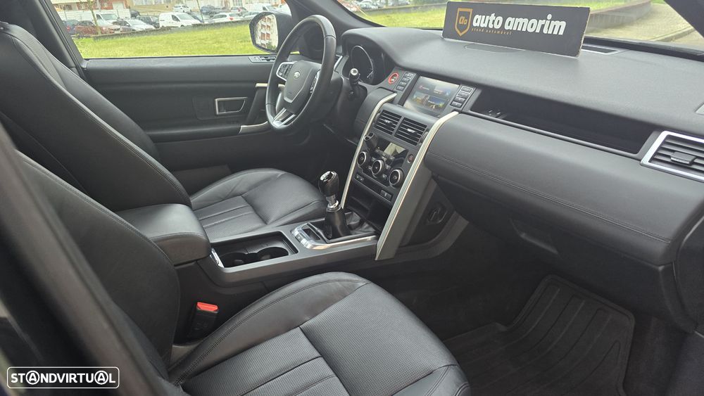 Land Rover Discovery Sport 2.0 eD4 HSE Luxury - 27