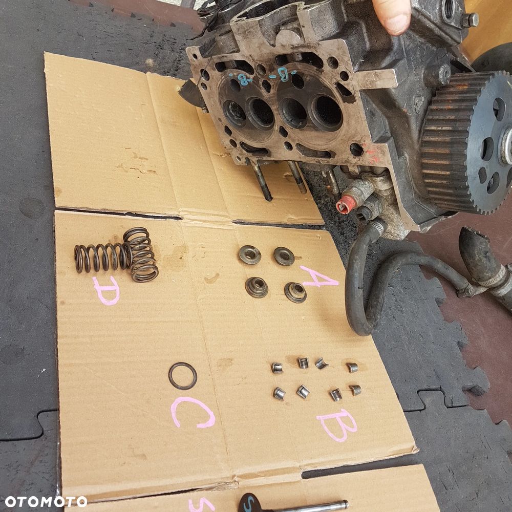zawór sprężyna piesek podkładka zabezpieczenie uszczelka wtrysku świeca żarowa  z głowicy 9200841 aixam ligier baroder italcar focs lombardini yanmar microcar js jdm chatenet belier grecav diesel na części ldw 602 ldw 502 lombardini 9200463 traktorek koparka kubota Lombardini LDW502 Focs , LDW502 Progress , LDW502 Euro4 Progress mam wszystkie części - 1