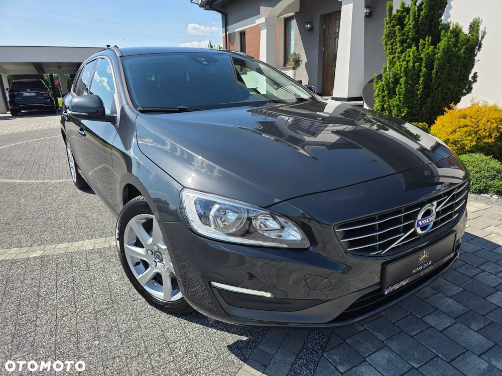 Volvo V60 D3 Geartronic Summum - 4