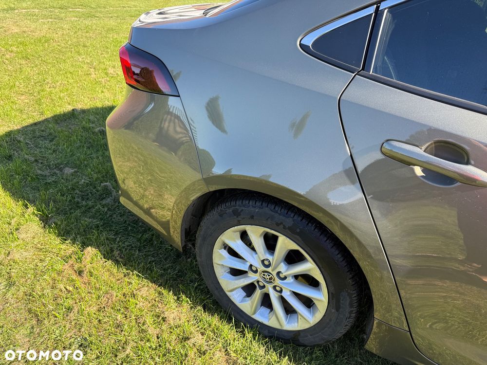 Toyota Corolla - 13