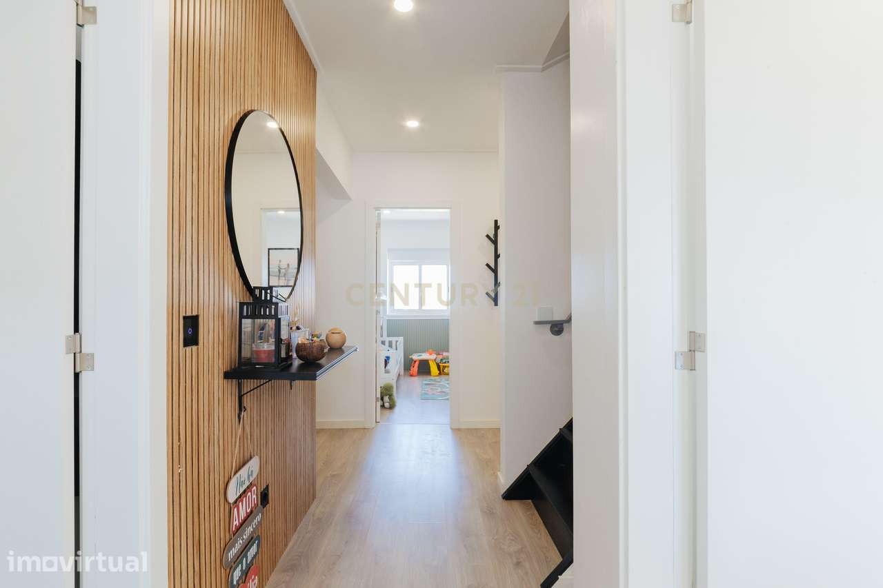 Apartamento T2+1 Renovado em Alhos Vedros - Grande imagem: 5/24