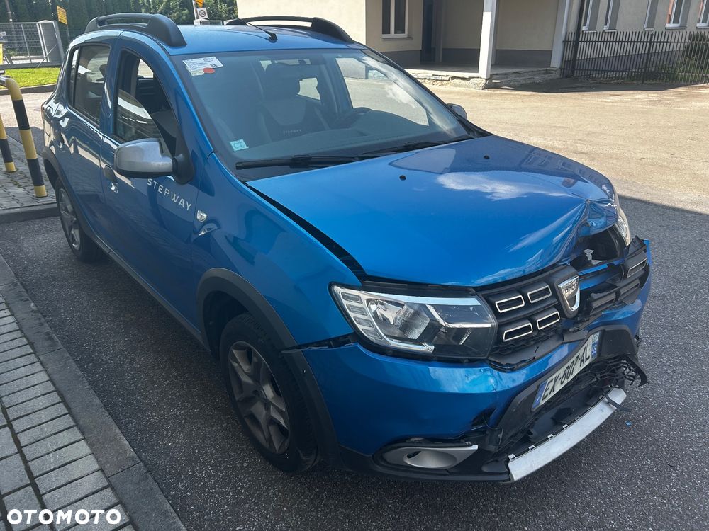 Dacia Sandero - 4