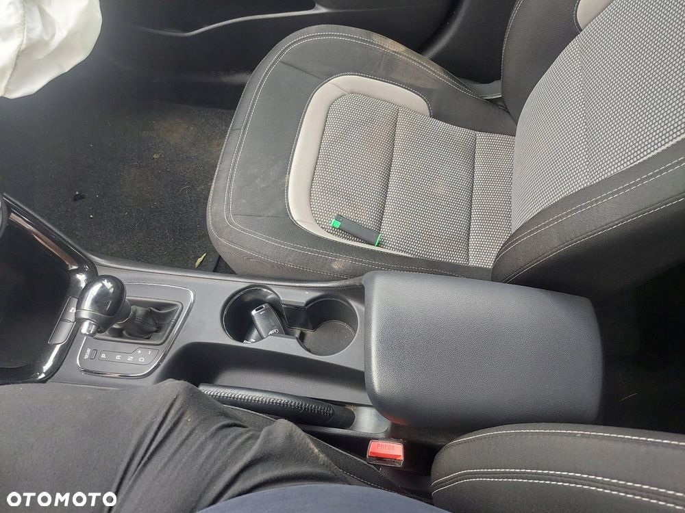 TUNEL ŚRODKOWY PODŁOKIETNIK KIA CEED II 84651-A2000 - 2