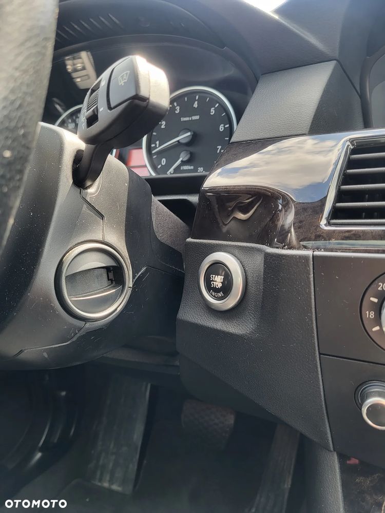 BMW Seria 5 - 24