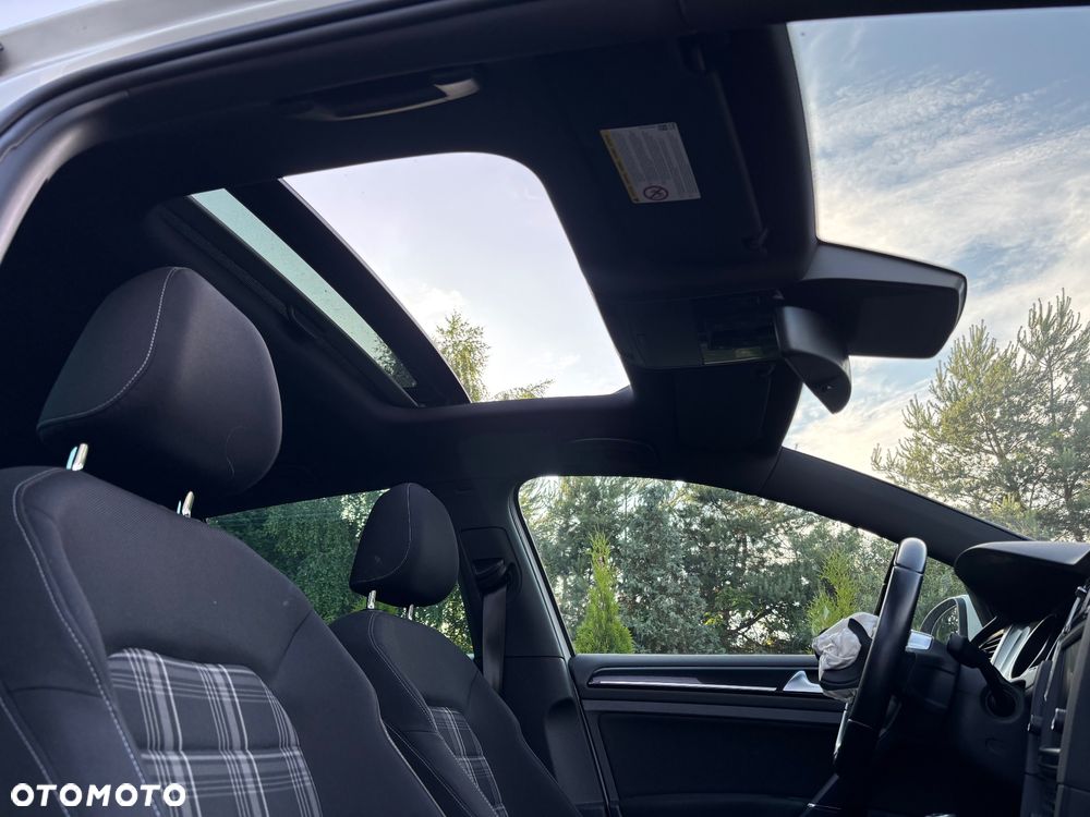 Volkswagen Golf GTD BlueMotion Technology - 32