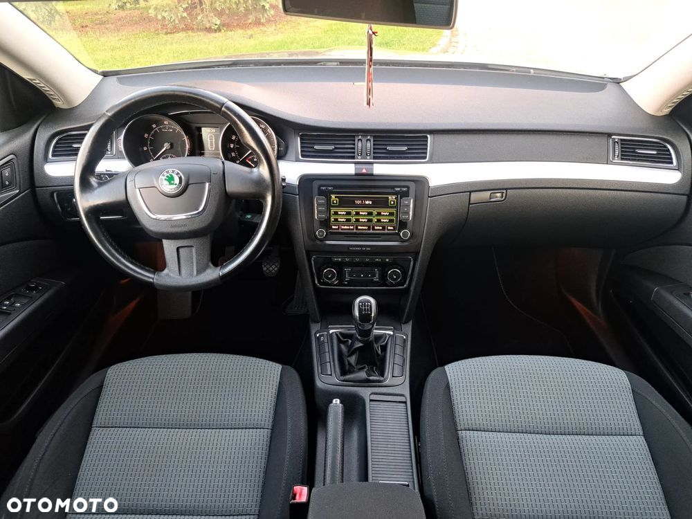 Skoda Superb 1.8 TSI Comfort - 28