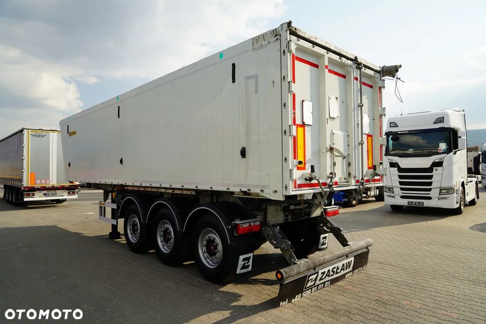 Zaslaw WYWROTKA ALUMINIOWA / 43 m3 /  OŚ PODNOSZONA / OSIE SAF - 5