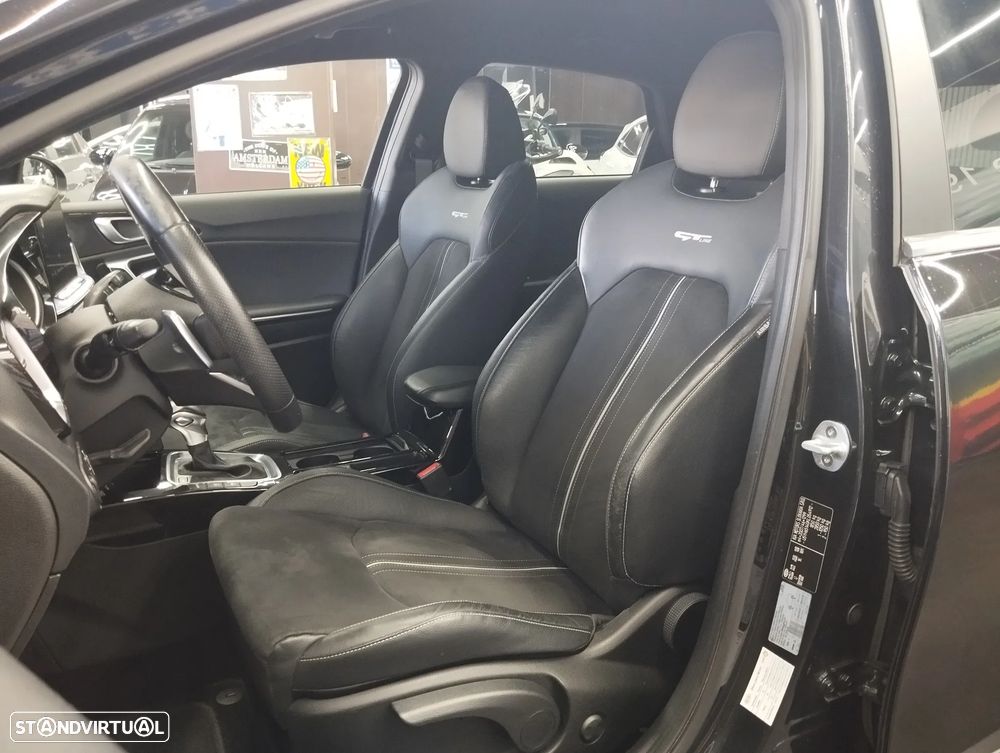 Kia Ceed 1.4 T-GDI GT Line 7DCT — fotografia 18