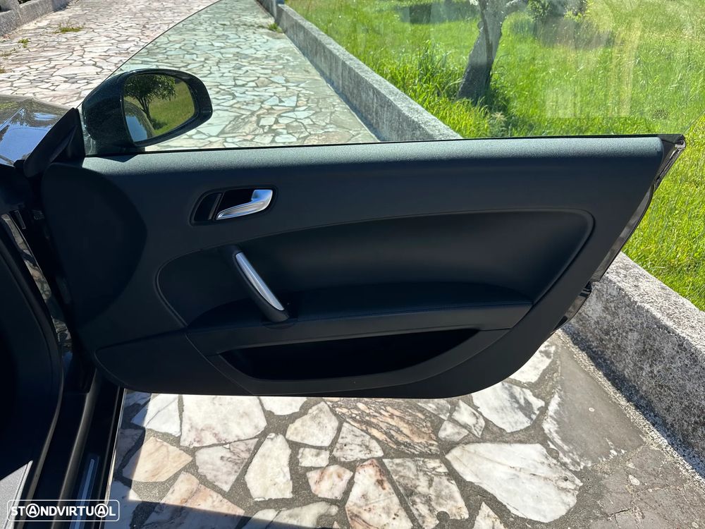 Audi TT Coupé 2.0 TDI quattro S-line - 37