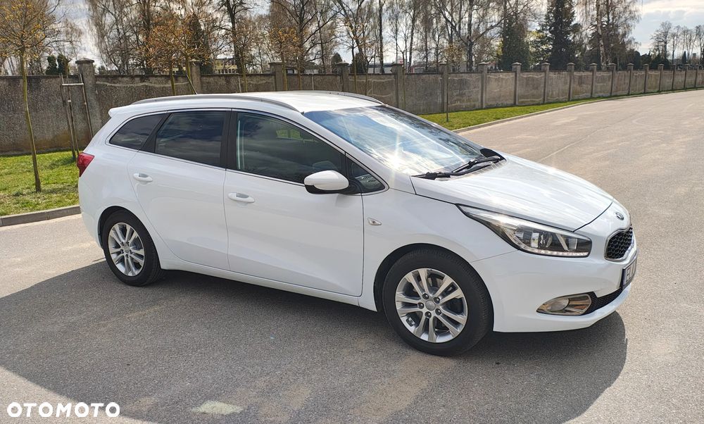 Kia Ceed 1.6 GDI Platinum Edition - 11