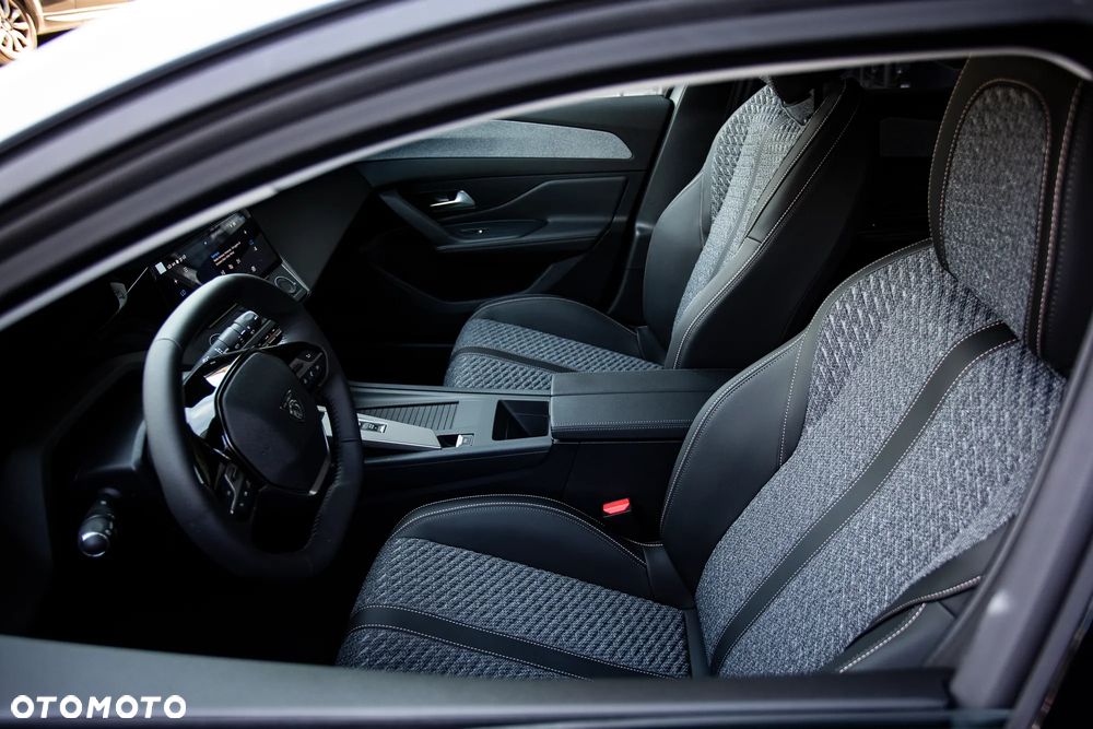 Peugeot 308 1.5 BlueHDi Allure S&S EAT8 - 16