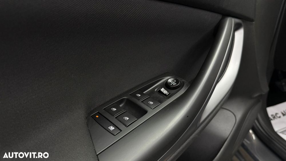 Opel Astra 1.6 D (CDTI) Business - 27