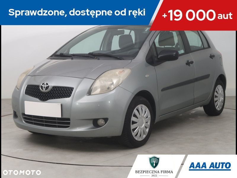 Toyota Yaris - 1