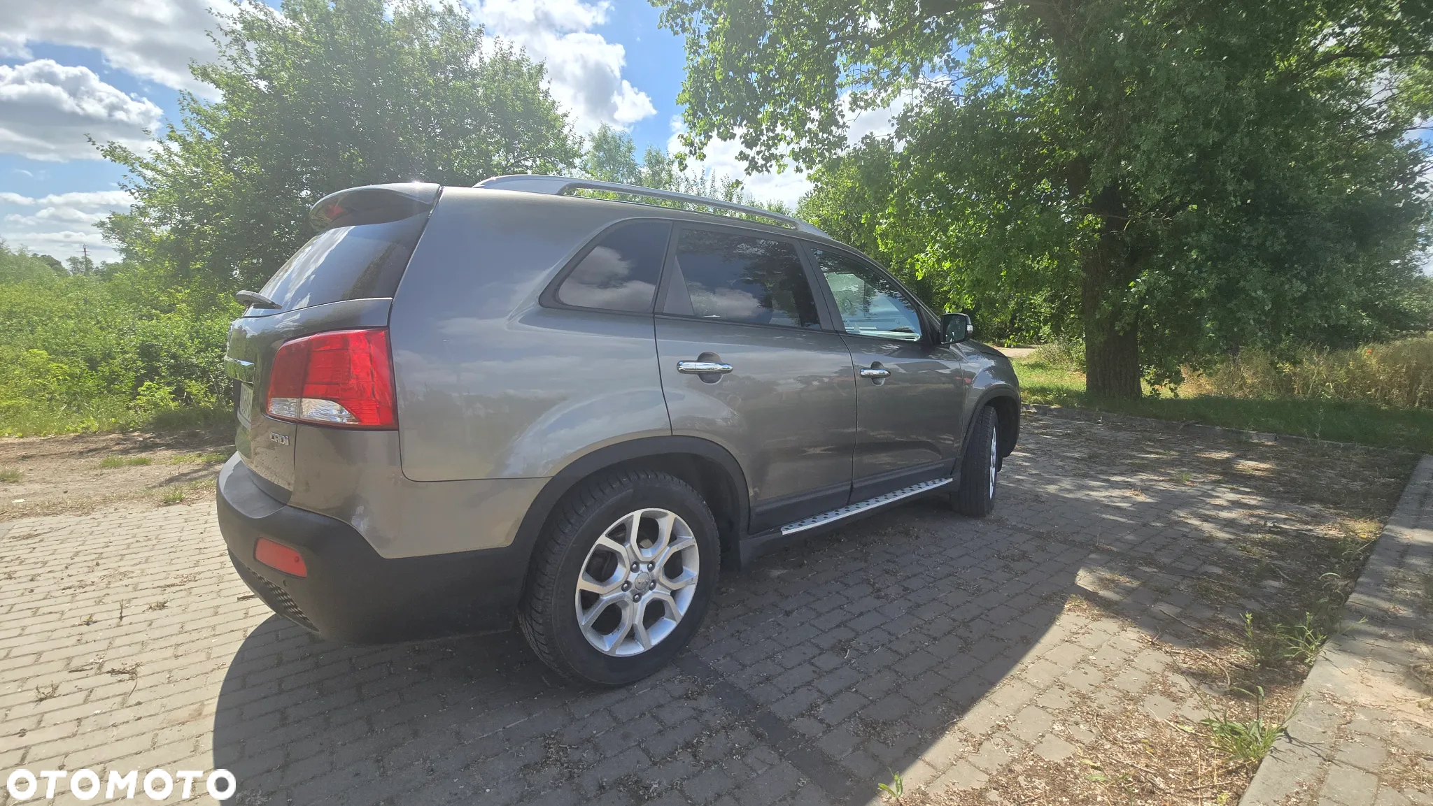 Kia Sorento - 13