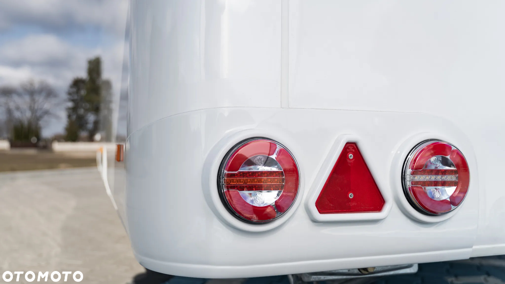 Inny Uniwagen - 9