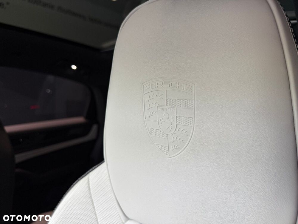 Porsche Cayenne - 13