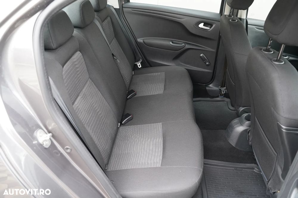 Peugeot 301 1.5 BlueHDI FAP Allure - 29