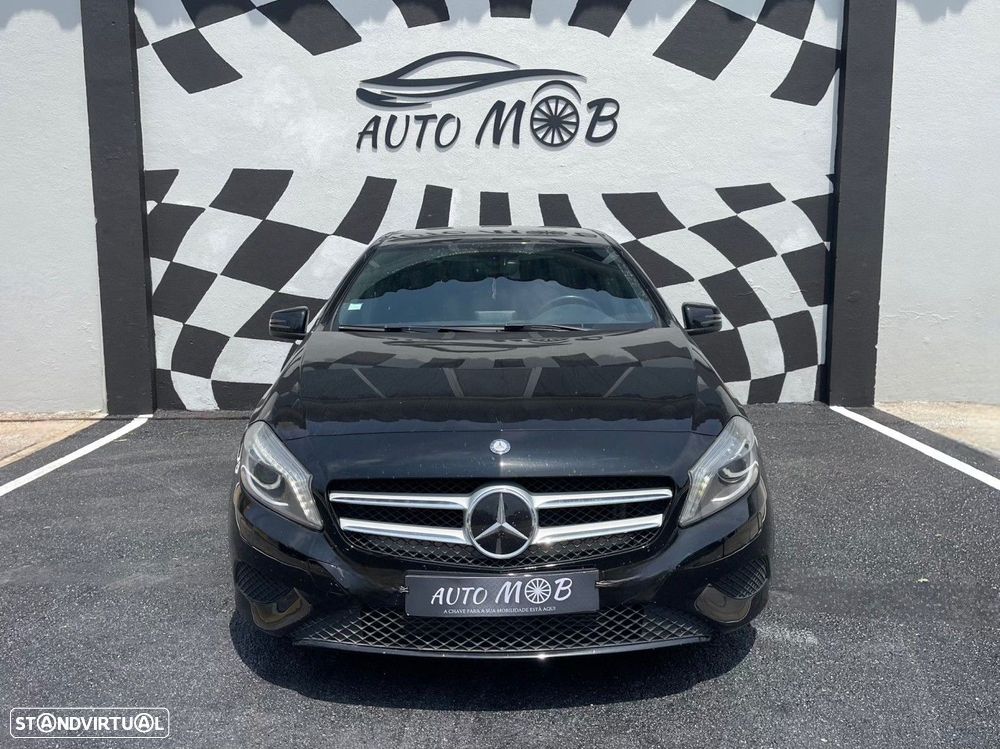 Mercedes-Benz A 180 d 8G-DCT AMG Line - 2