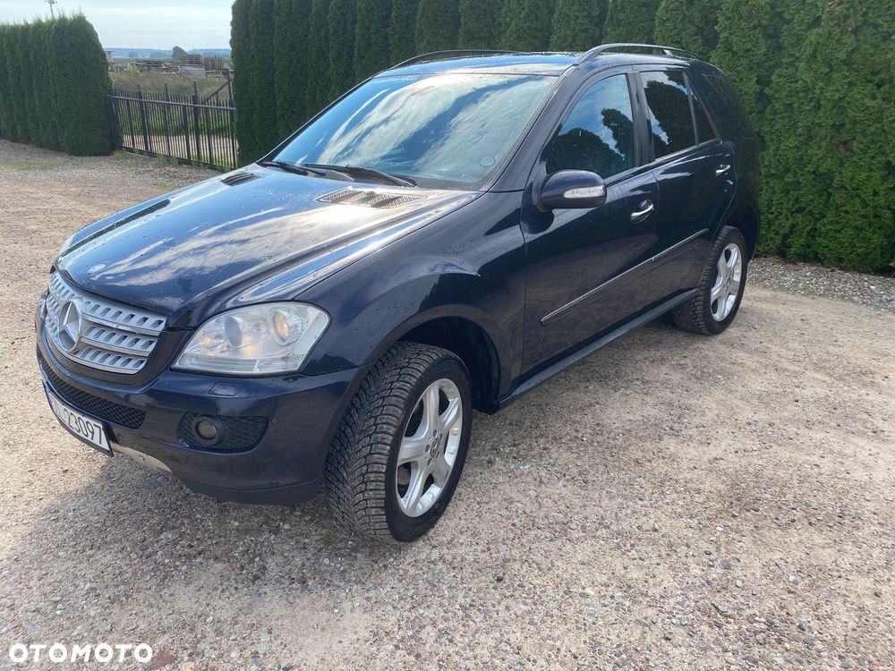 Mercedes-Benz ML 350 BlueTec 4-Matic - 3
