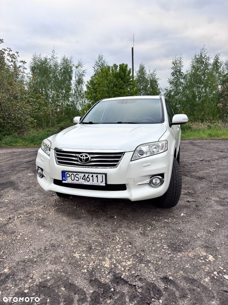 Toyota RAV4 - 1