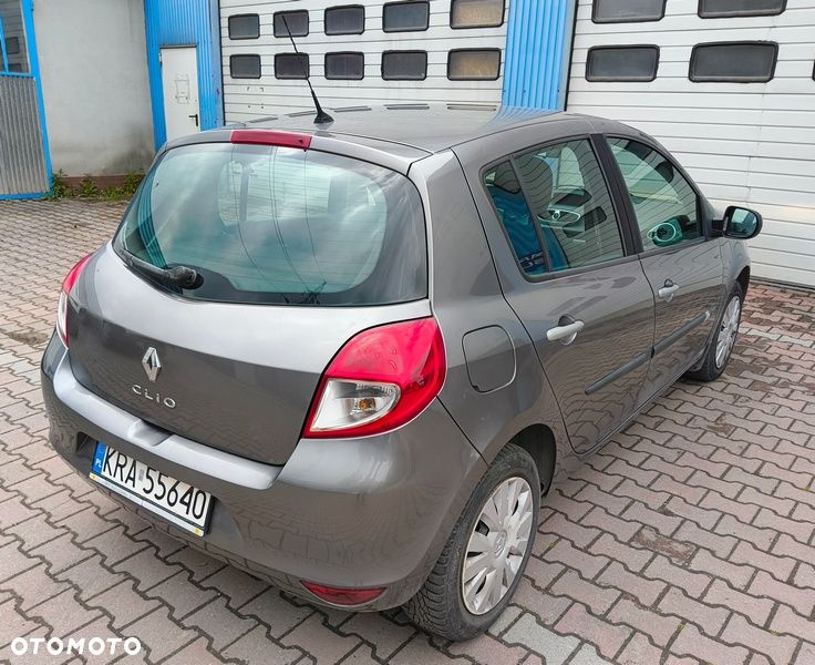 Renault Clio 1.5 dCi Alize - 3
