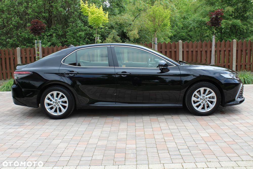 Toyota Camry 2.5 Hybrid Comfort CVT - 3