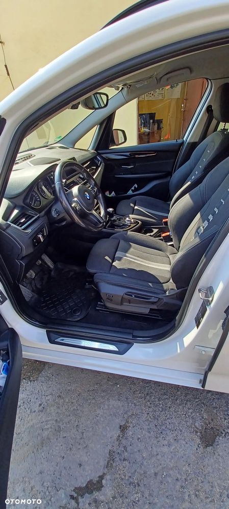 BMW Seria 2 218d GT M Sport - 6