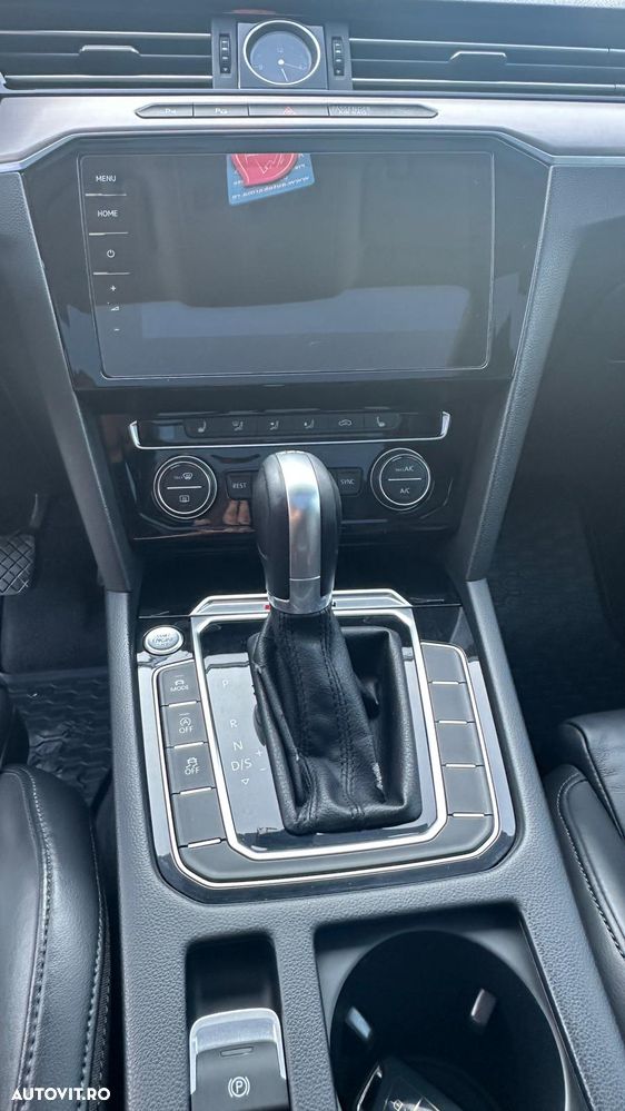 Volkswagen Passat - 10