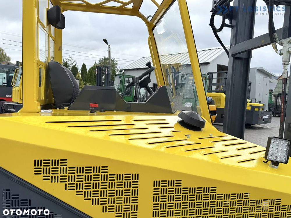 Combilift WÓZEK CZTEROKIERUNKOWY - WIELOKIERUNKOWY / CB4000 / GAS / TRIPLEX 5200MM / WOLNY SKOK / POZYCJONER WIDEŁ / PRZESUW WIDEŁ / STAN IDEALNY / Szeroka oferta wózków czterokierunkowych i bocznych, dopasowanych do różnorodnych potrzeb i zastosowań - 36