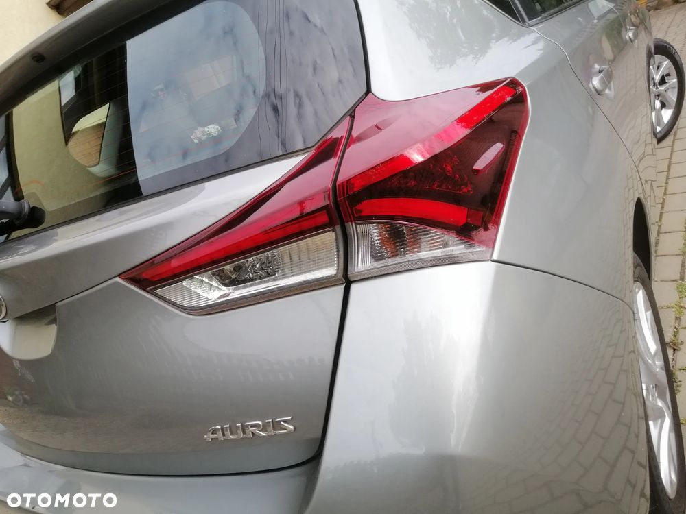 Toyota Auris 1.33 Dual-VVT-i Edition - 31