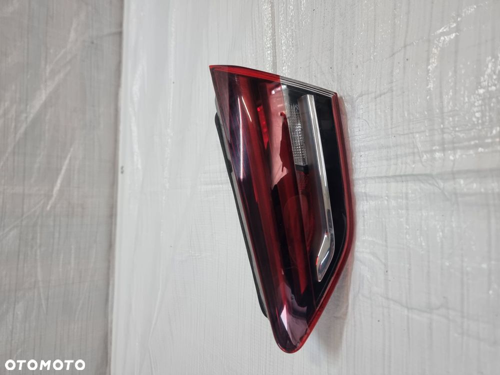LAMPA PRAWY TYŁ W KLAPE LED OPEL INSIGNIA B HB  39148317 UK ANGLIK - 1