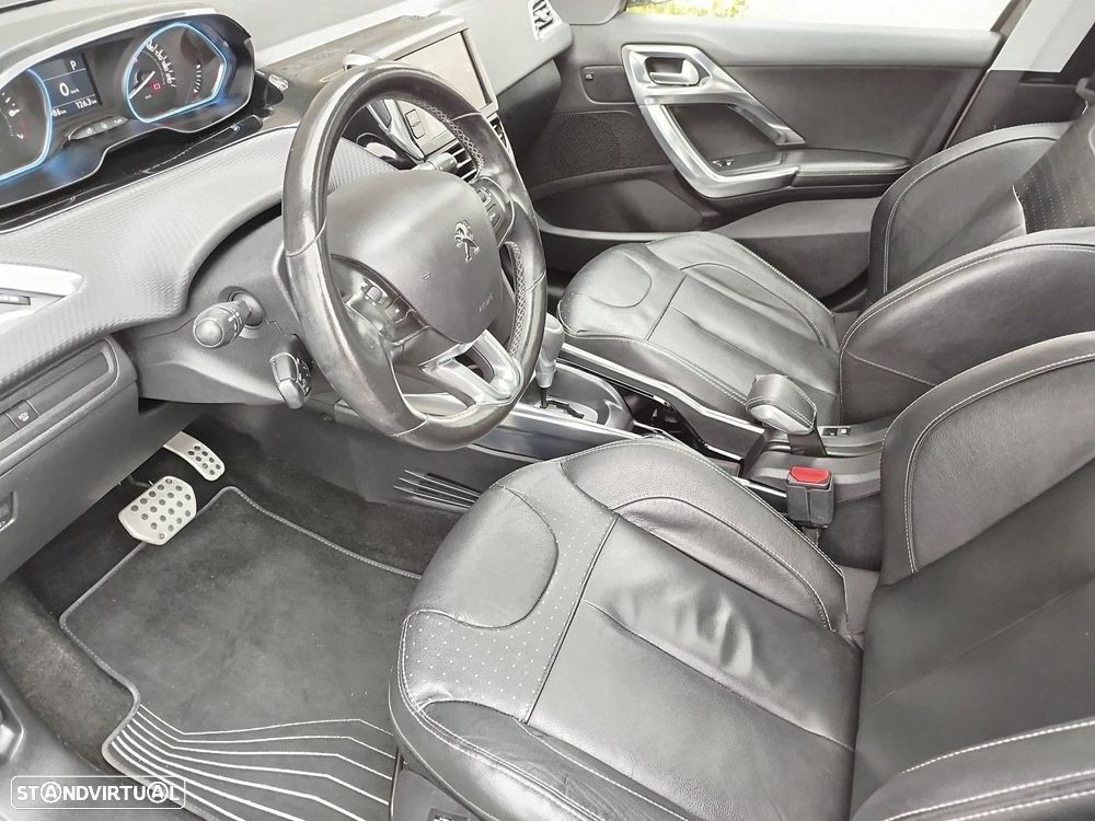 Peugeot 2008 1.2 PureTech Allure EAT6 - 6