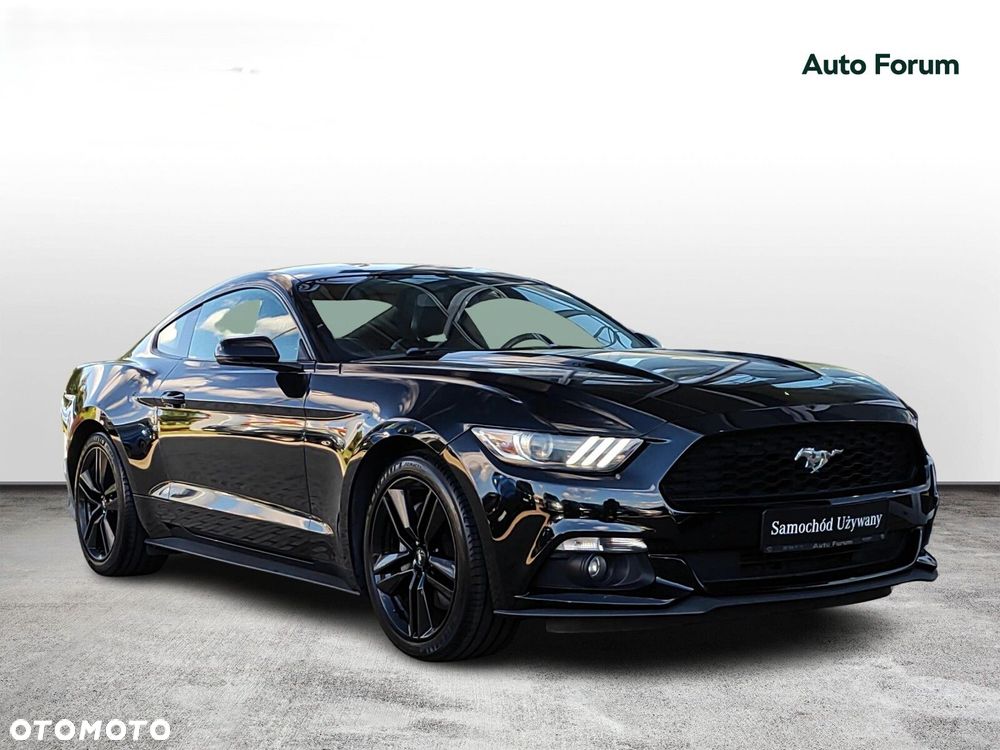 Ford Mustang - 7