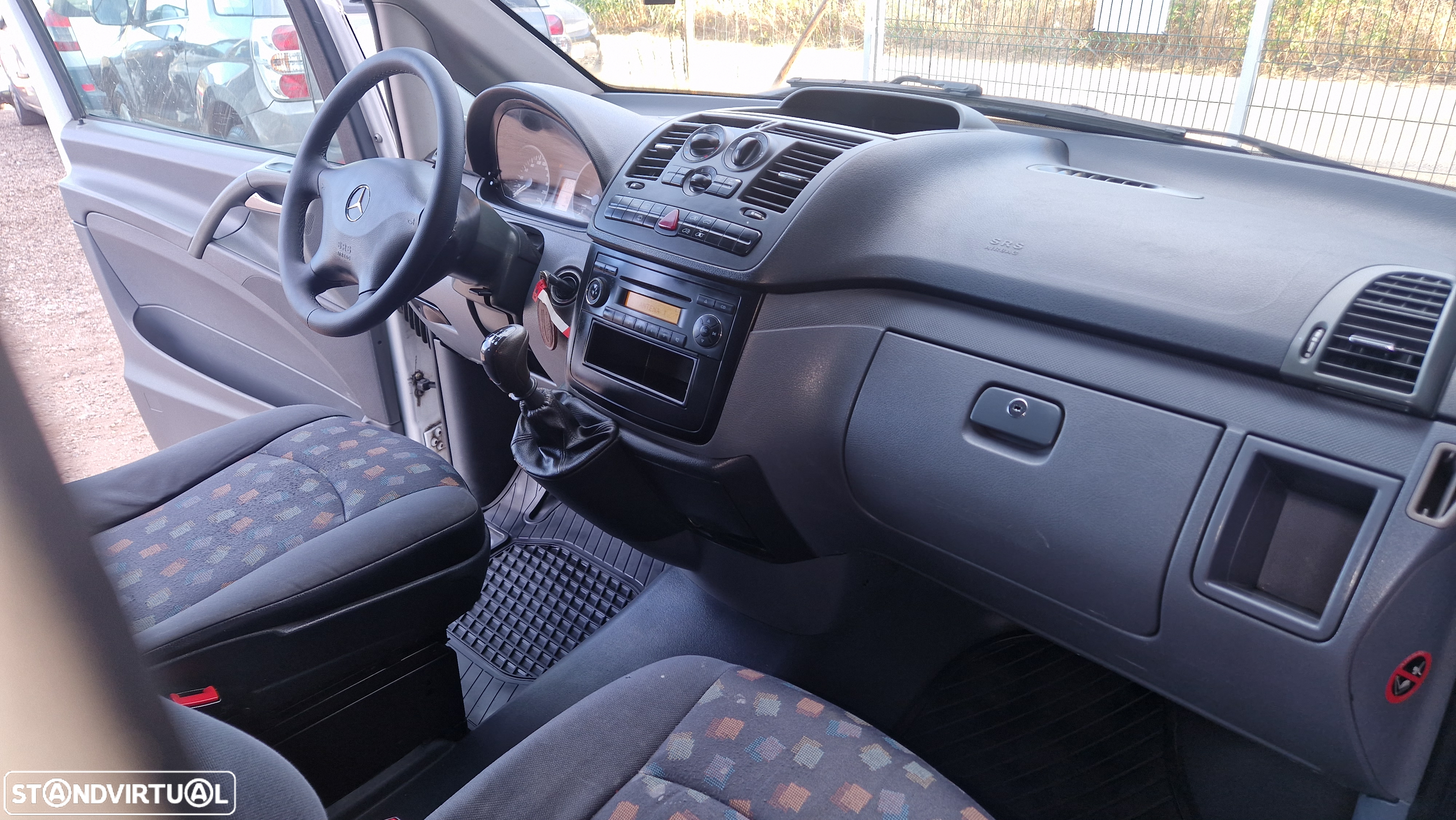 Mercedes-Benz Vito 111 CDi/34 9L Longo 2+2+2+3 - 16