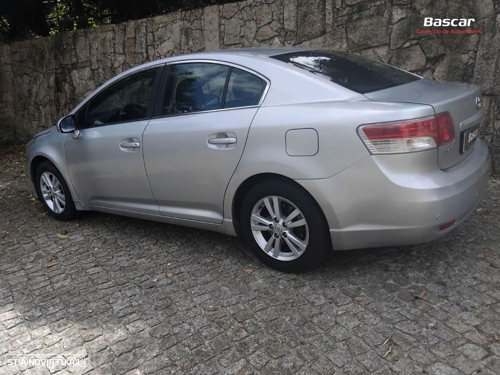 Toyota Avensis SD 2.0 D-4D Sol+GPS - 5