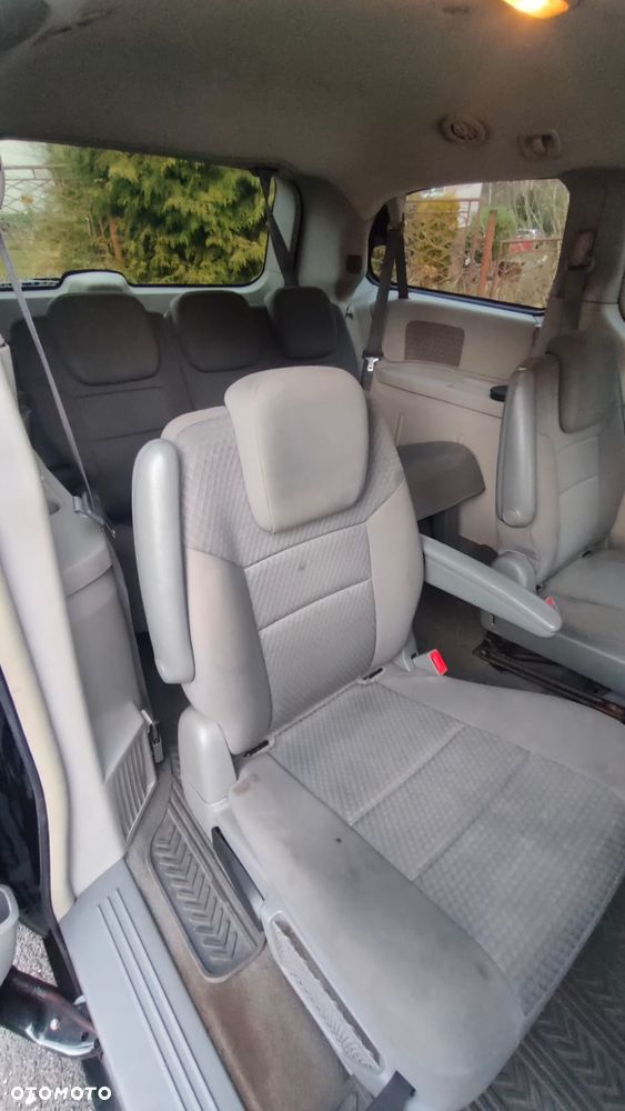 Chrysler Grand Voyager 2.8 CRD LX - 17