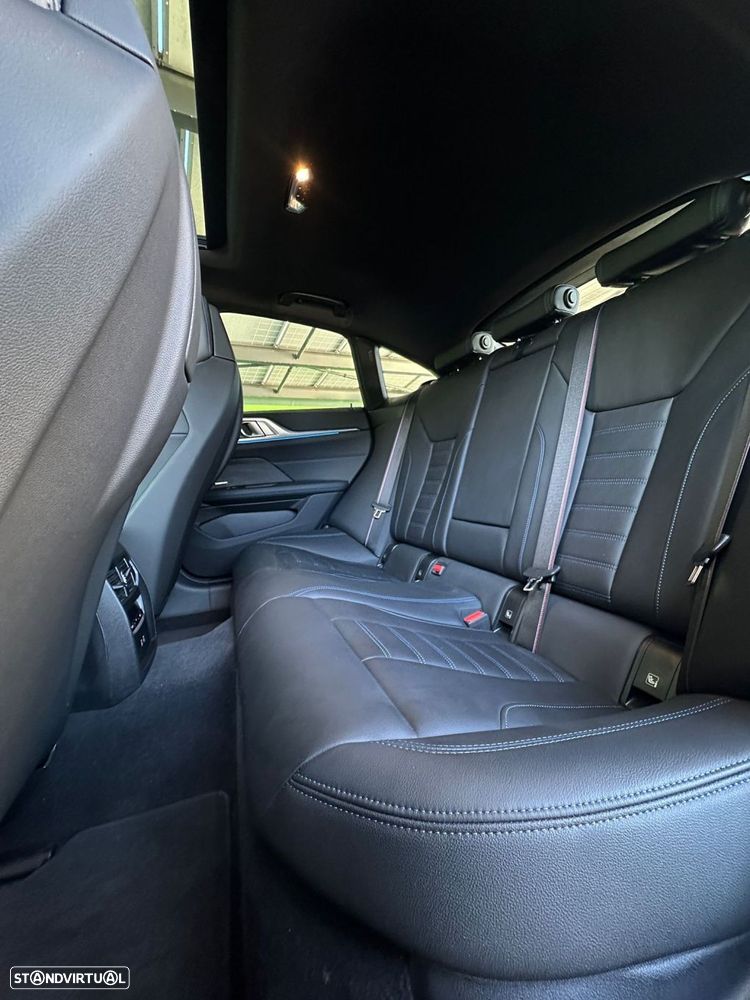 BMW i4 eDrive40 Pack Desportivo M - 29