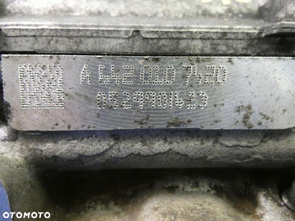 W164 W219 W212 3.0 CDI 642 GŁOWICA WAŁKI POKRYWA - 3