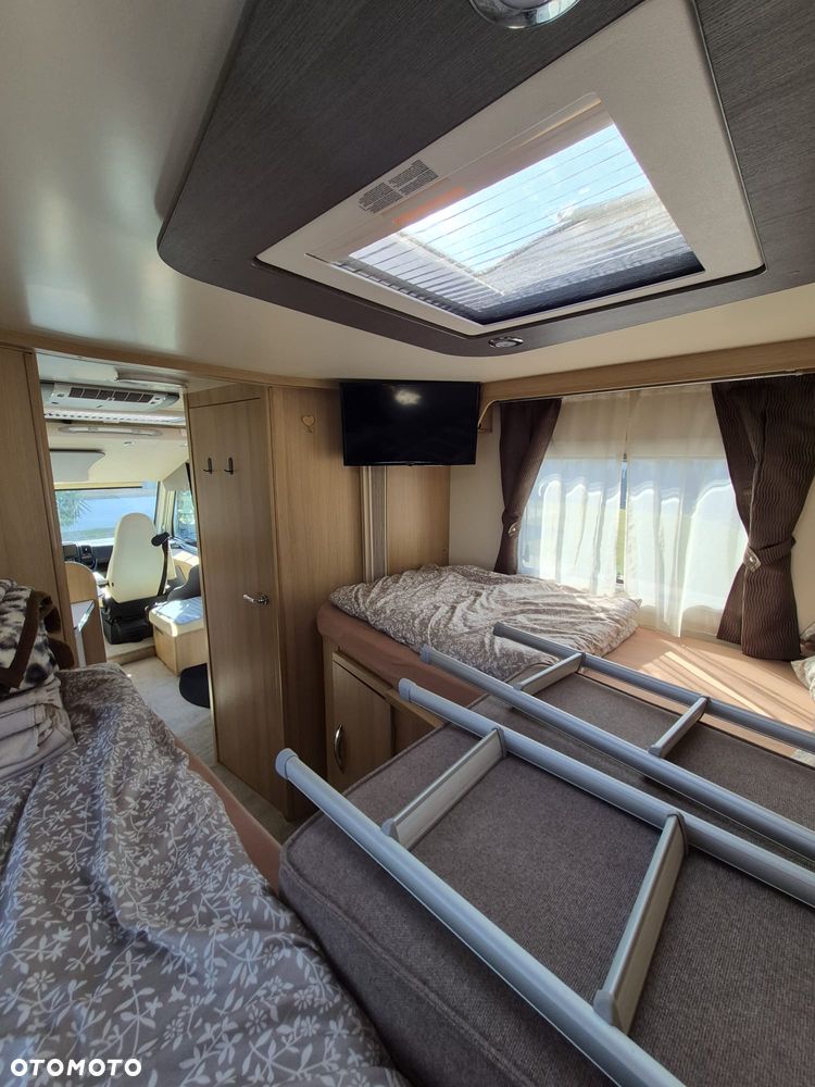 McLOUIS NAVIS813 - 17